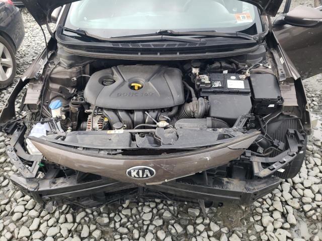 Photo 11 from auction – 2015 KIA FORTE LX with VIN KNAFX4A61F5301062