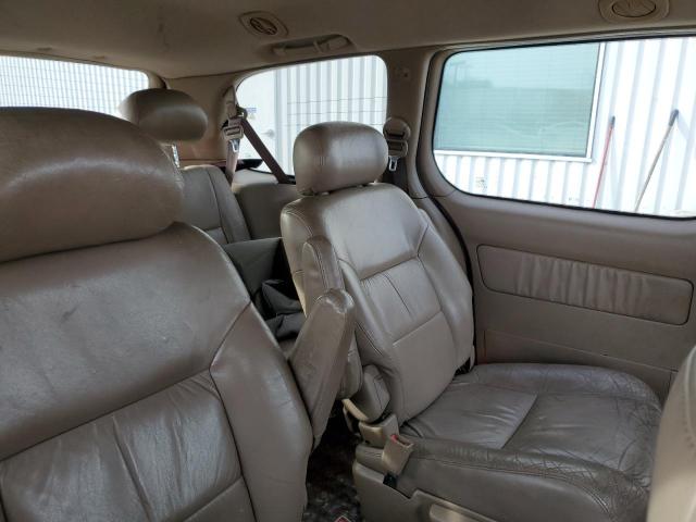 Photo 11 from auction – 2002 TOYOTA SIENNA LE with VIN 4T3ZF13C52U428856