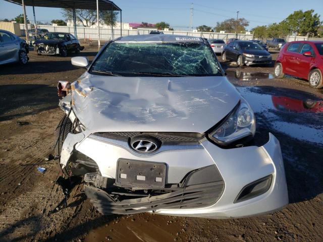 Photo 5 from auction – 2016 HYUNDAI VELOSTER with VIN KMHTC6AD7GU257194