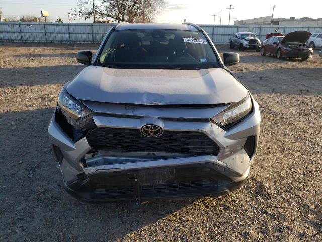 Photo 5 from auction – 2021 TOYOTA RAV4 LE with VIN JTMH1RFV9MD069792