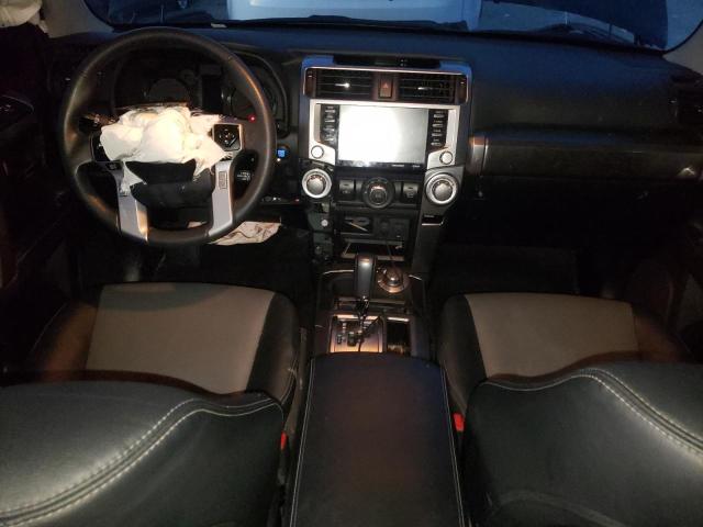 Photo 8 from auction – 2020 TOYOTA 4RUNNER SR with VIN JTEBU5JRXL5829006