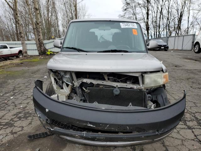 Photo 5 from auction – 2006 TOYOTA SCION XB with VIN JTLKT324764053902