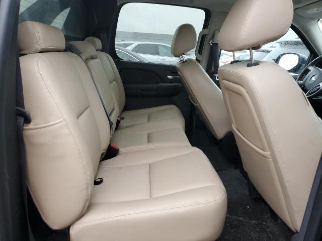 Photo 10 from auction – 2011 CHEVROLET AVALANCHE with VIN 3GNTKFE33BG385976