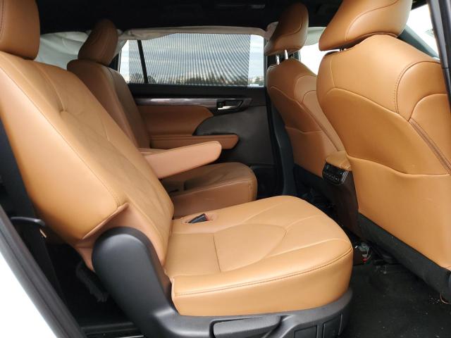 Photo 11 from auction – 2021 TOYOTA HIGHLANDER with VIN 5TDFZRBH4MS132124