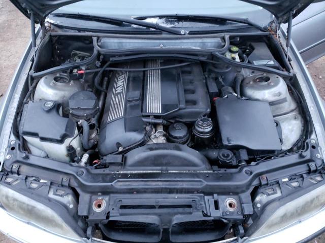 Photo 11 from auction – 2004 BMW 325 XI with VIN WBAEU33434PR10150
