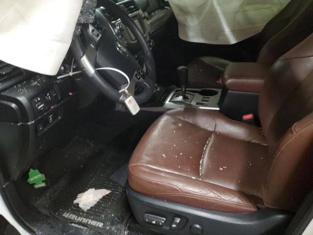 Photo 7 from auction – 2018 TOYOTA 4RUNNER SR with VIN JTEBU5JR9J5496830