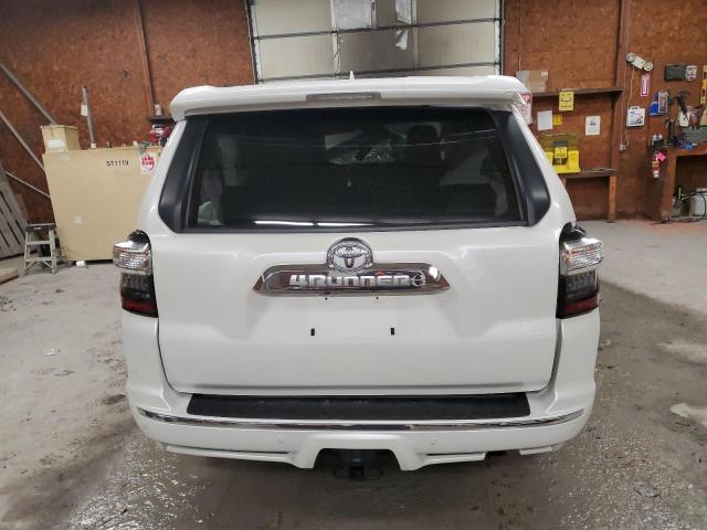 Photo 6 from auction – 2018 TOYOTA 4RUNNER SR with VIN JTEBU5JR9J5496830