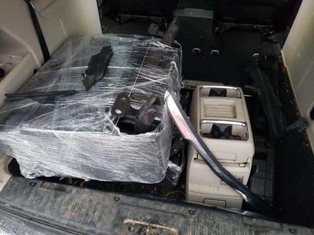 Photo 13 from auction – 2014 CHRYSLER TOWN & COU with VIN 2C4RC1BG7ER442818