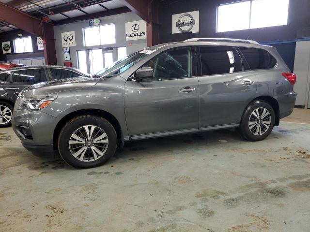 NISSAN PATHFINDER 2017 with VIN 5N1DR2MMXHC679944 - Photo from auction