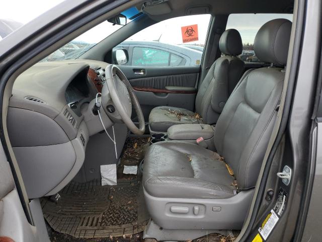 Photo 7 from auction – 2005 TOYOTA SIENNA XLE with VIN 5TDBA22C55S033217