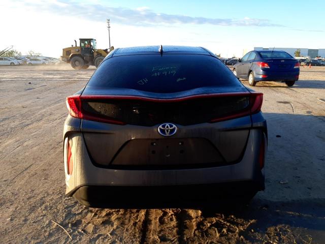 Photo 6 from auction – 2017 TOYOTA PRIUS PRIM with VIN JTDKARFP6H3064326
