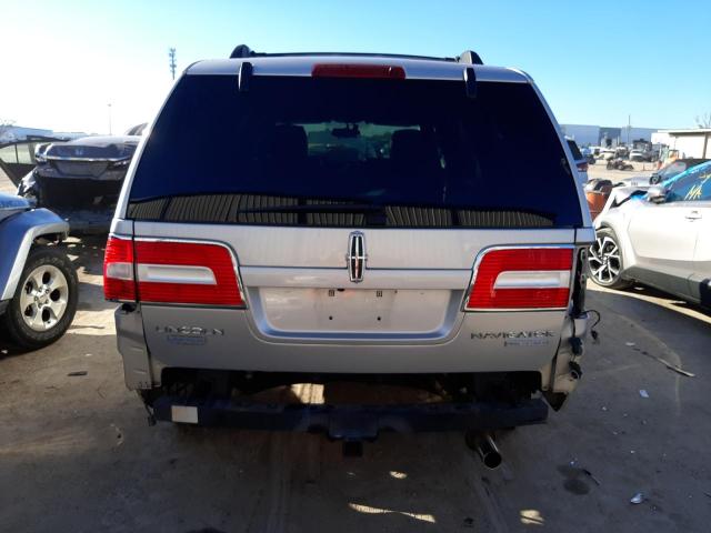 Photo 6 from auction – 2011 LINCOLN NAVIGATOR with VIN 5LMJJ2H50BEJ03978