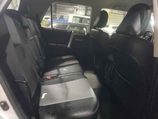 Photo 11 from auction – 2017 TOYOTA 4RUNNER SR with VIN JTEBU5JR8H5451954