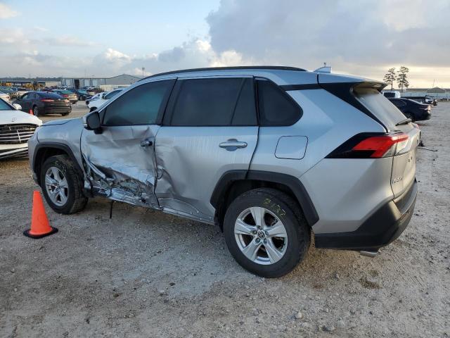 Photo 2 from auction – 2021 TOYOTA RAV4 XLE with VIN 2T3W1RFV4MC109207