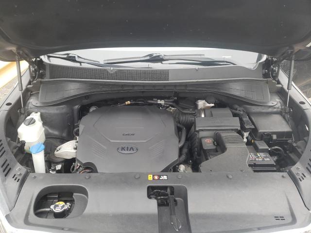 Photo 12 from auction – 2019 KIA SORENTO EX with VIN 5XYPHDA59KG515214