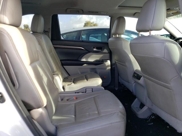 Photo 11 from auction – 2016 TOYOTA HIGHLANDER with VIN 5TDDKRFH6GS346722