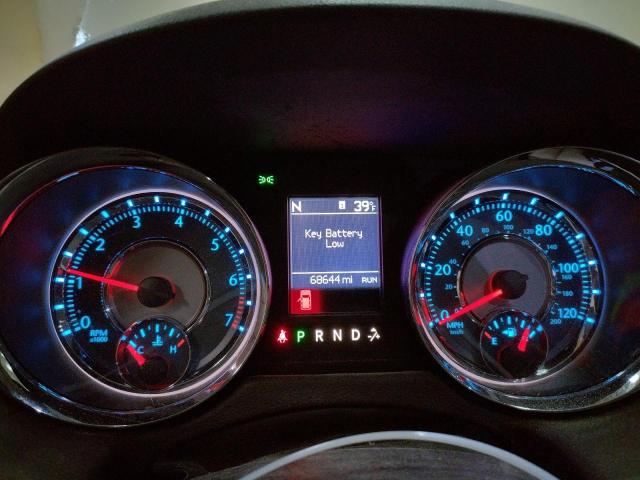 Photo 9 from auction – 2016 CHRYSLER TOWN & COU with VIN 2C4RC1CG1GR189710