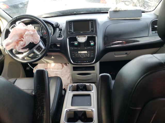 Photo 8 from auction – 2014 CHRYSLER TOWN & COU with VIN 2C4RC1BGXER133019