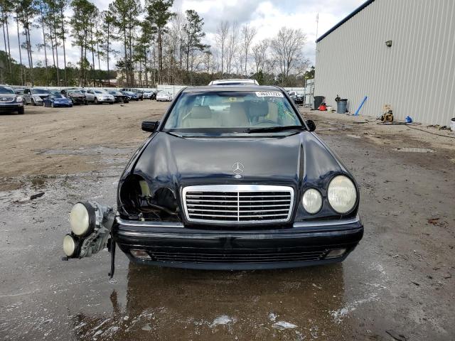 Photo 5 from auction – 1998 MERCEDES-BENZ E 430 with VIN WDBJF70F1WA622964