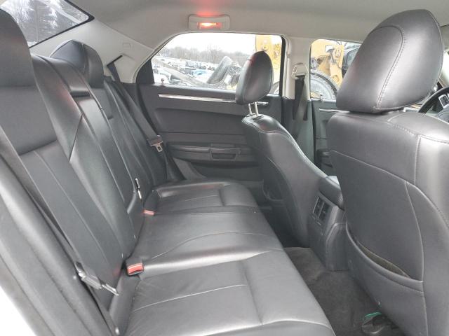 Photo 10 from auction – 2010 CHRYSLER 300 TOURIN with VIN 2C3CA5CV2AH211281