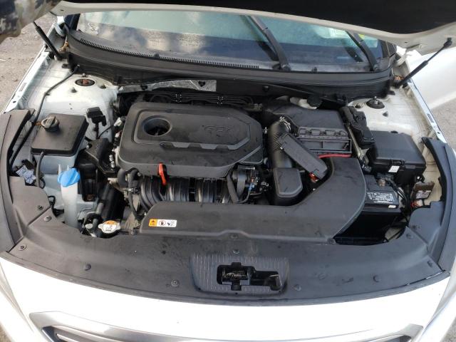 Photo 11 from auction – 2016 HYUNDAI SONATA SE with VIN 5NPE24AF2GH403307