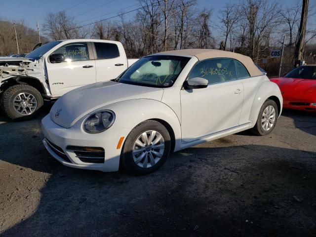 VOLKSWAGEN BEETLE S 2019 with VIN 3VW5DAAT8KM505046 - Photo from auction