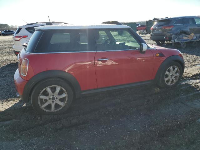 Photo 3 from auction – 2010 MINI COOPER with VIN WMWMF3C53ATZ66042