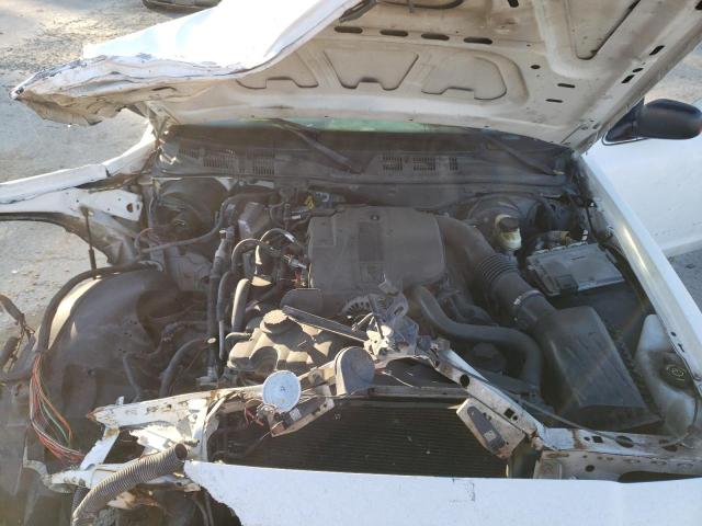 Photo 11 from auction – 2011 FORD CROWN VICT with VIN 2FABP7BV3BX101047