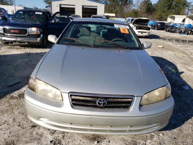 Photo 5 from auction – 2001 TOYOTA CAMRY CE with VIN 4T1BG22K71U775643