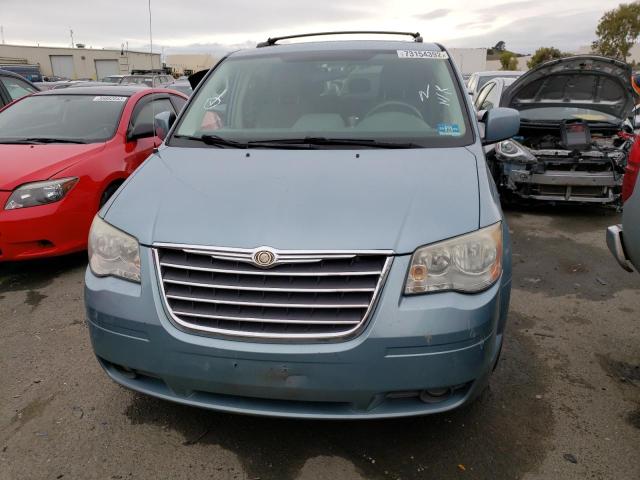 Photo 5 from auction – 2008 CHRYSLER TOWN AND C with VIN 2A8HR54P38R681049