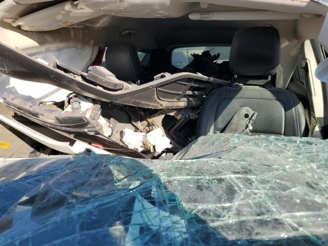 Photo 10 from auction – 2019 FORD ESCAPE SEL with VIN 1FMCU0HD8KUB00654