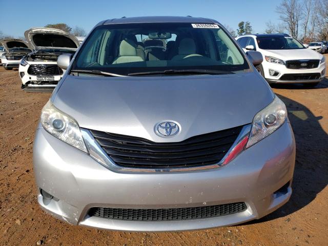 Photo 5 from auction – 2014 TOYOTA SIENNA LE with VIN 5TDKK3DC6ES482129