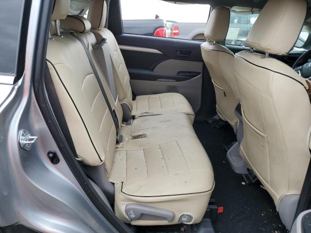 Photo 11 from auction – 2015 TOYOTA HIGHLANDER with VIN 5TDZARFH0FS014069