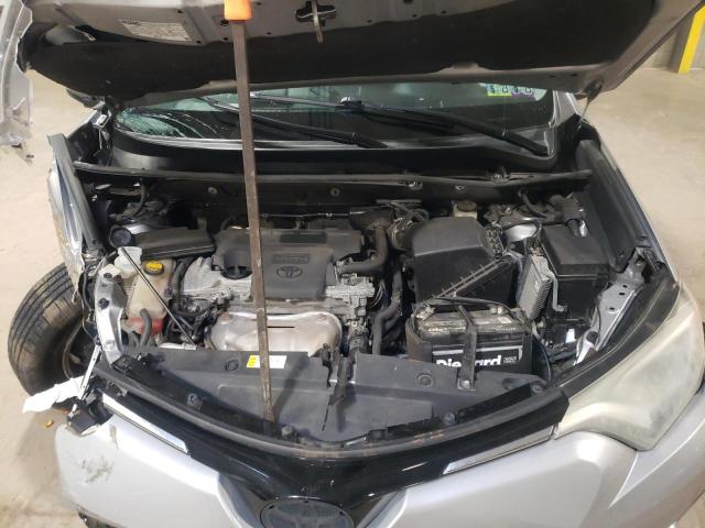 Photo 12 from auction – 2016 TOYOTA RAV4 XLE with VIN 2T3RFREVXGW497871
