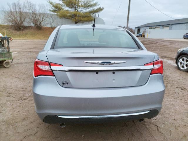 Photo 6 from auction – 2013 CHRYSLER 200 LIMITE with VIN 1C3CCBCG5DN700182