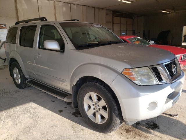 Photo 4 from auction – 2010 NISSAN PATHFINDER with VIN 5N1AR1NN4AC605462