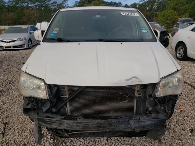 Photo 5 from auction – 2011 CHRYSLER TOWN & COU with VIN 2A4RR5DG7BR635852