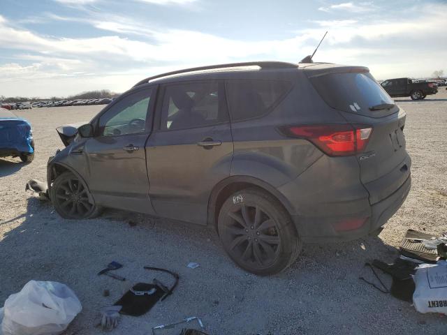 Foto 2 de la subasta – 2019 FORD ESCAPE con VIN 1FMCU9GD6KUC06008