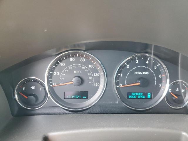 Photo 9 from auction – 2006 JEEP COMMANDER with VIN 1J8HG48K36C352128