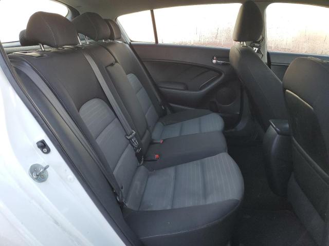 Photo 10 from auction – 2016 KIA FORTE LX with VIN KNAFK5A87G5585532