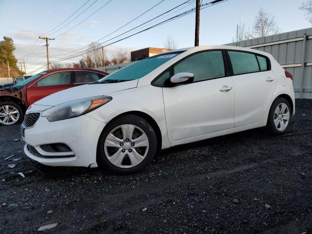 KIA FORTE LX 2016 with VIN KNAFK5A87G5585532 - Photo from auction