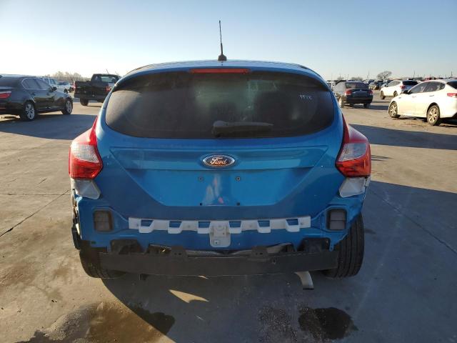 Foto 6 de la subasta – 2014 FORD FOCUS SE con VIN 1FADP3K22EL108581