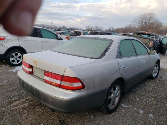 Photo 3 from auction – 2001 LEXUS ES 300 with VIN JT8BF28G015106522