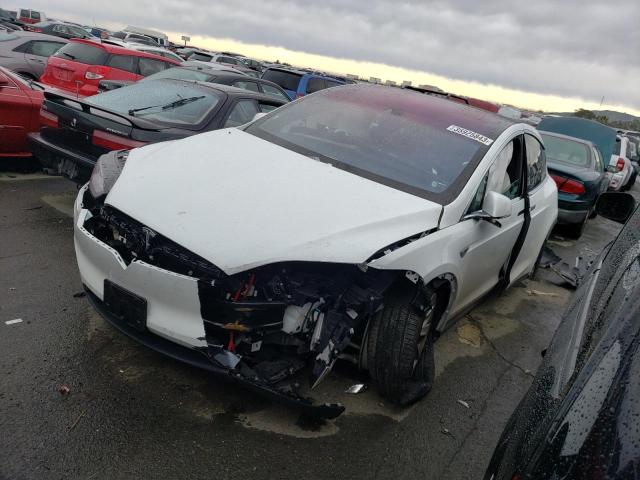 TESLA MODEL X 2016 with VIN 5YJXCAE20GF001814 - Photo from auction