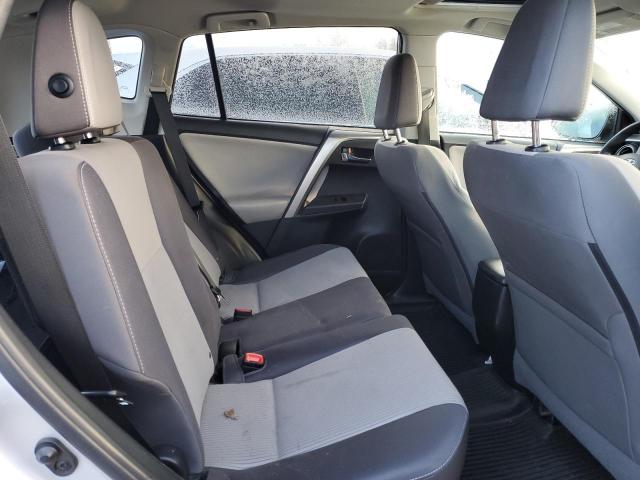 Photo 11 from auction – 2015 TOYOTA RAV4 XLE with VIN 2T3RFREV8FW276994