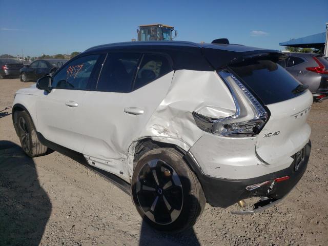 Photo 2 from auction – 2022 VOLVO XC40 T5 MO with VIN YV4162UK2N2645235