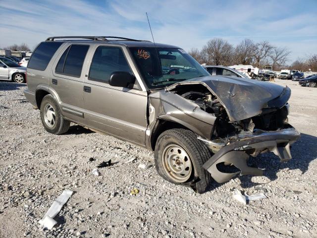 Photo 4 from auction – 2000 CHEVROLET BLAZER with VIN 1GNDT13W6Y2250879