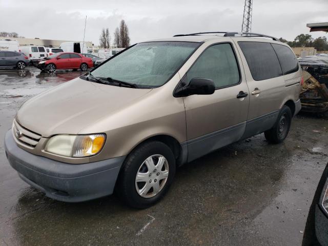 TOYOTA SIENNA LE 2001 with VIN 4T3ZF13C81U397732 - Photo from auction