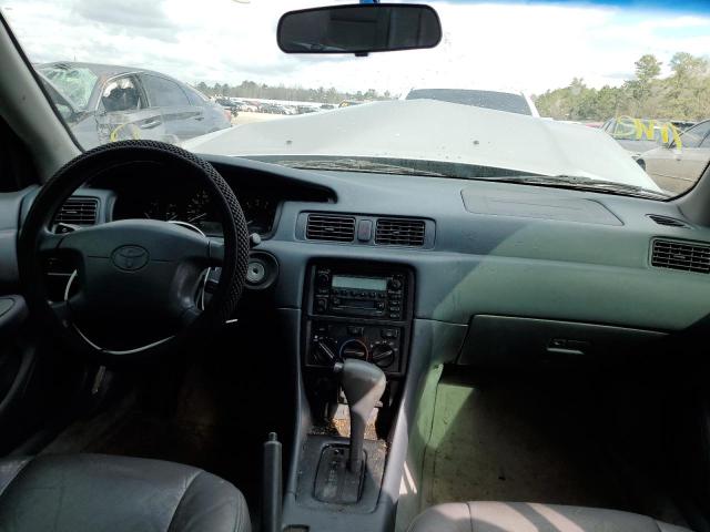 Photo 8 from auction – 2000 TOYOTA CAMRY CE with VIN 4T1BG22K2YU638703