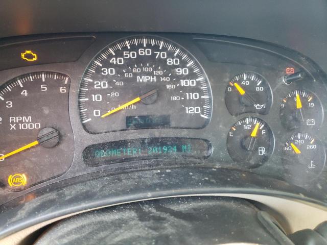 Photo 9 from auction – 2004 CHEVROLET SILVERADO with VIN 2GCEC19VX41174038